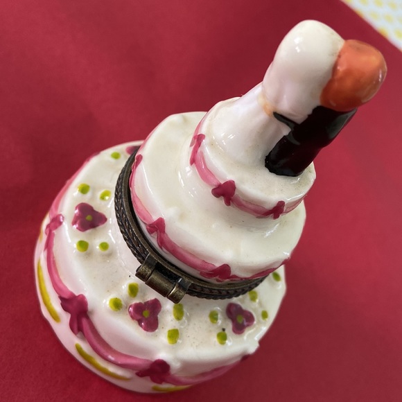 Vintage wedding engagement ring box keeper trinket keepsake box fairy ceramic - Picture 10 of 11